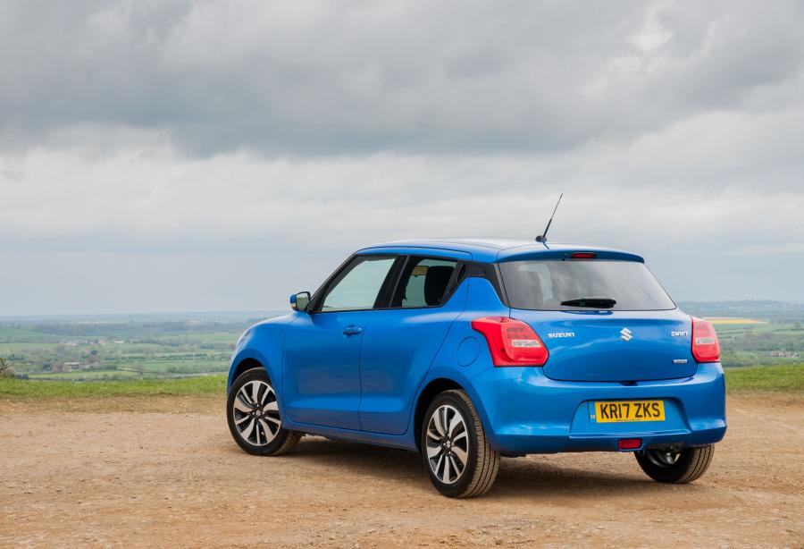  Suzuki Swift SZ5 2017 года  (UK) (фото 20 из 46)